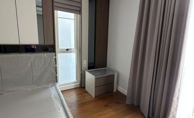 Disewakan Tahunan Rumah Baru Siap Huni di South Grove, Lebak Bulus, Full Furnished