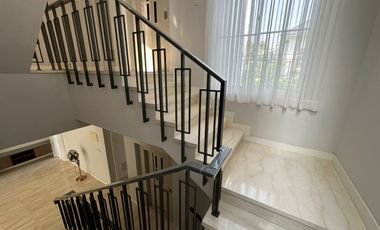Disewakan Tahunan Rumah Baru Siap Huni di South Grove, Lebak Bulus, Full Furnished