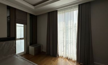 Disewakan Tahunan Rumah Baru Siap Huni di South Grove, Lebak Bulus, Full Furnished