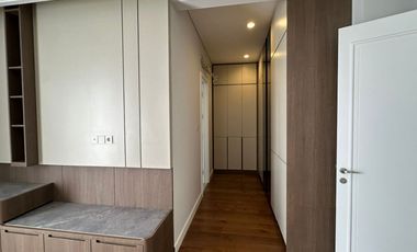 Disewakan Tahunan Rumah Baru Siap Huni di South Grove, Lebak Bulus, Full Furnished