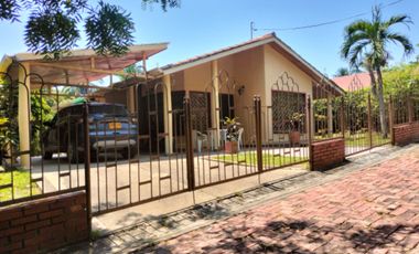 Venta Casa en Condominio CACHAMAKA  Girardot Tolima Colombia