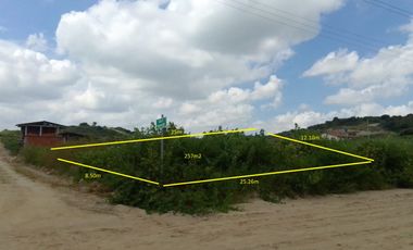 En venta terreno 257m2 TAOS Punta Blanca