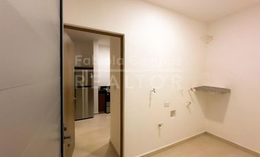 Casa en venta de 2 pisos y 3 recámaras en Cholul Mérida Yucatán - Entrega inmediata