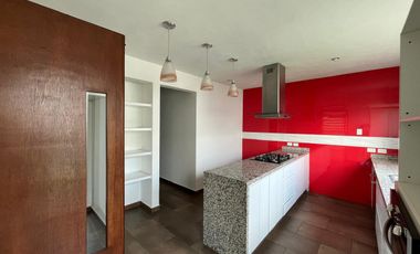 CASA EN RENTA EN METEPEC TERENTIA CERCA DEL CLUB SPORTIKA SEGURIDAD.