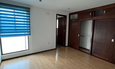 CASA EN RENTA EN METEPEC TERENTIA CERCA DEL CLUB SPORTIKA SEGURIDAD.