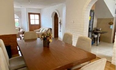 SE VENDE CASA DE 4 DORMITORIOS EN CONJUNTO PRIVADO SECTOR LA ARMENIA 2 - VALLE DE LOS CHILLOS