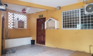 Casa en Calle Francisco Villa, Ciudad del Carmen