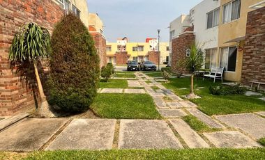 VENTA DE CASA EN FRACCIONAMIENTO EN RESIDENCIAL LOS SAUCES EN EMILIANO ZAPATA EN MORELOS