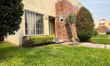 VENTA DE CASA EN FRACCIONAMIENTO EN RESIDENCIAL LOS SAUCES EN EMILIANO ZAPATA EN MORELOS
