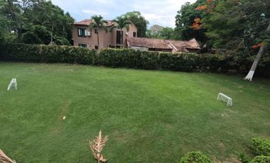 ALQUILO EXCLUSIVA FINCA RIOCLARO EN ANAPOIMA LLAMA AL3024277545 Y OLVIDATE DEL ESTRES Y LA RUTINA