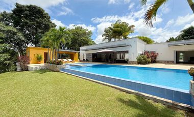 ALQUILO EXCLUSIVA FINCA ACROPOLIS EN VILLETA LLAMA AL3024266811 DESCANSO Y CONFORT EN UN SOLO LUGAR!!