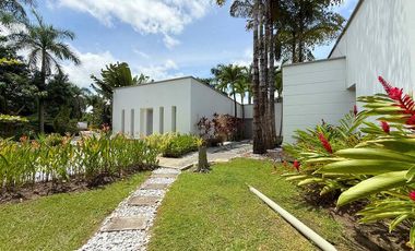 ALQUILO EXCLUSIVA FINCA ACROPOLIS EN VILLETA LLAMA AL3024266811 DESCANSO Y CONFORT EN UN SOLO LUGAR!!