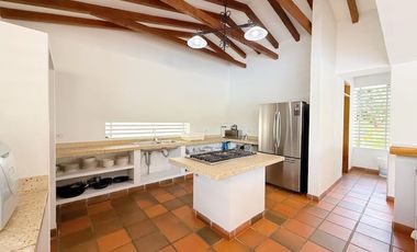 ALQUILO EXCLUSIVA FINCA ACROPOLIS EN VILLETA LLAMA AL3024266811 DESCANSO Y CONFORT EN UN SOLO LUGAR!!