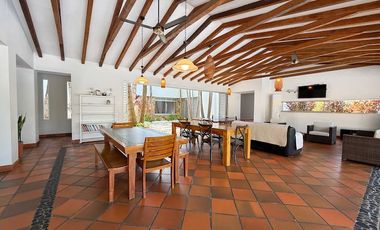 ALQUILO EXCLUSIVA FINCA ACROPOLIS EN VILLETA LLAMA AL3024266811 DESCANSO Y CONFORT EN UN SOLO LUGAR!!