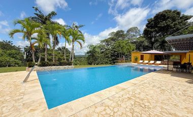 ALQUILO EXCLUSIVA FINCA ACROPOLIS EN VILLETA LLAMA AL3024266811 DESCANSO Y CONFORT EN UN SOLO LUGAR!!