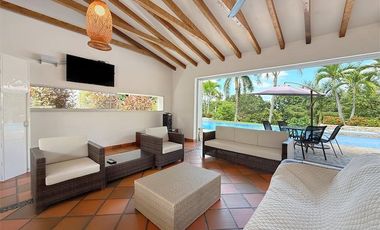 ALQUILO EXCLUSIVA FINCA ACROPOLIS EN VILLETA LLAMA AL3024266811 DESCANSO Y CONFORT EN UN SOLO LUGAR!!