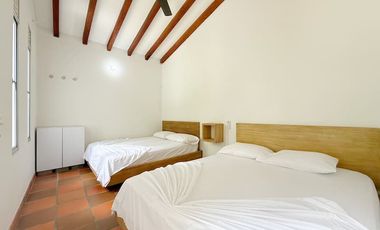 ALQUILO EXCLUSIVA FINCA ACROPOLIS EN VILLETA LLAMA AL3024266811 DESCANSO Y CONFORT EN UN SOLO LUGAR!!