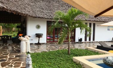ALQUILO EXCLUSIVA FINCA ACROPOLIS EN VILLETA LLAMA AL3024266811 DESCANSO Y CONFORT EN UN SOLO LUGAR!!