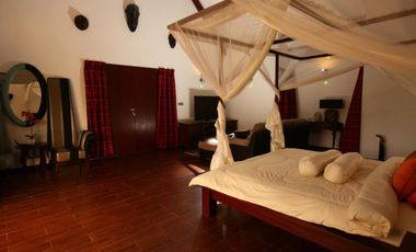ALQUILO EXCLUSIVA FINCA ACROPOLIS EN VILLETA LLAMA AL3024266811 DESCANSO Y CONFORT EN UN SOLO LUGAR!!