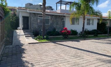 RENTO DEPARTAMENTO AMUEBLADO EN VILLAS LOS FRAILES CON ALBERCA COMUNITARIA EN CLUSTER PRIVADO DE 7 DEPAS EN SAN MIGUEL DE ALLENDE,GTO