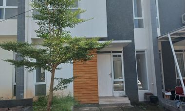 Rumah Dijual Di Cileungsi Bogor 2 Lantai Murah Baru Perumahan jual Lokasi Strategis Dekat Tol