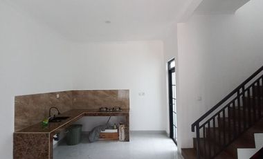 Rumah Dijual Di Cileungsi Bogor 2 Lantai Murah Baru Perumahan jual Lokasi Strategis Dekat Tol