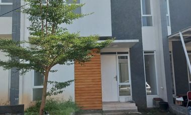 Rumah Dijual Di Cileungsi Bogor 2 Lantai Murah Baru Perumahan jual Lokasi Strategis Dekat Tol