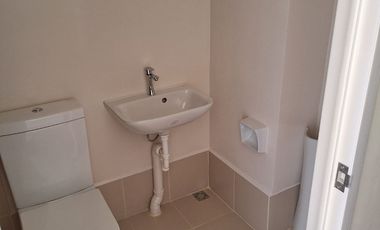 For Sale Studio Type Condominium Unit near Nuvali Laguna Silang Cavite