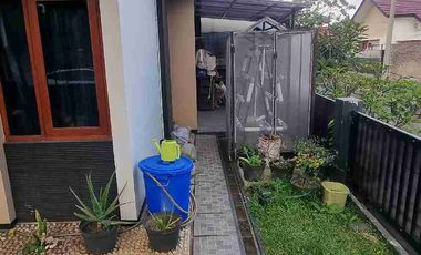 Rumah Hook di Puri Dago Mas Antapani Bandung dkat Arcamanik Soekarno Hatta