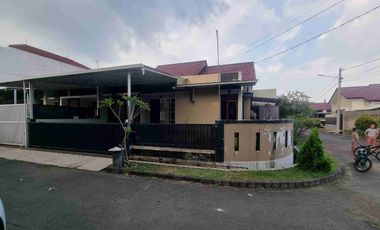 Rumah Hook di Puri Dago Mas Antapani Bandung dkat Arcamanik Soekarno Hatta