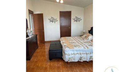 RESIDENCIA 4 REC BOSQUES DE VINCES 500M2 C.IZCALLI