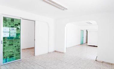 Casa en venta en la Colonia Campestre, Chetumal.