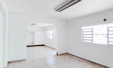 Casa en venta en la Colonia Campestre, Chetumal.