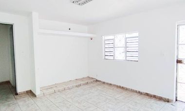Casa en venta en la Colonia Campestre, Chetumal.