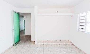 Casa en venta en la Colonia Campestre, Chetumal.