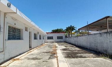 Casa en venta en la Colonia Campestre, Chetumal.