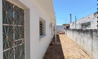 Casa en venta en la Colonia Campestre, Chetumal.