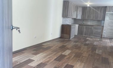 Venta de casa en Calderón.