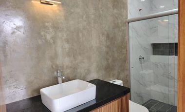 CASA EN VENTA EN SENDEROS MONTE VERDE 95 COTO 7