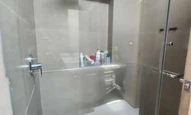 Samborondon, Se renta hermosa casa moderna 4 dormitorios con piscina vista a la Laguna