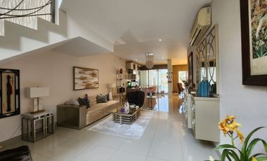 Samborondon, Se renta hermosa casa moderna 4 dormitorios con piscina vista a la Laguna