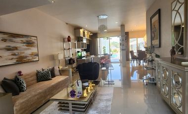 Samborondon, Se renta hermosa casa moderna 4 dormitorios con piscina vista a la Laguna