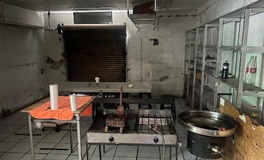 Casa en venta con local comercial en Huentitán el bajo