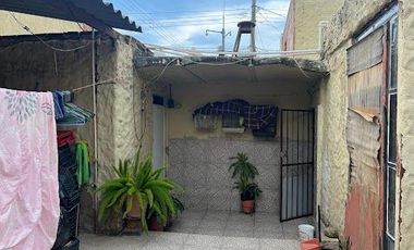 Casa en venta con local comercial en Huentitán el bajo