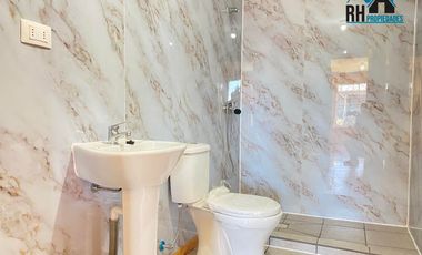 Casa en Arriendo de Interior Nueva con Acceso a Estacionamiento Villa Santa Lucía - Temuco