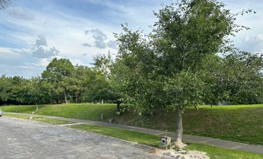 Terreno en Venta en Coto Bosques de las Lomas en Zapopan, Jalisco