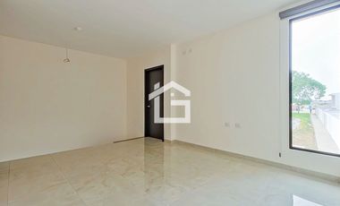 Casa por Estrenar en Venta en Urbanización Arboleia, Machala