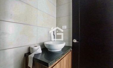 Casa por Estrenar en Venta en Urbanización Arboleia, Machala