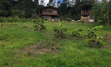 HERMOSA CASA DE MADERA EN JENESANO