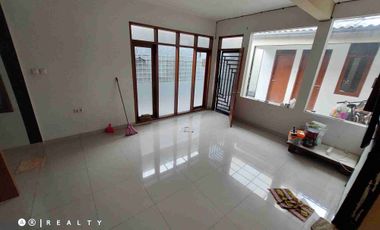 DIJUAL CEPAT RUMAH HOOK Di Puri Dago Antapani Dekat GRIYA Arcamanik Kota Bandung